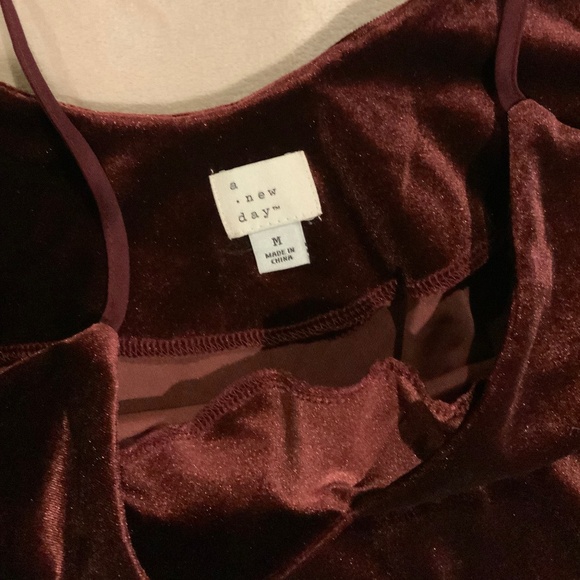 A New Day Maroon Velvet Cami Adjustable Straps Sz M Women’s - Picture 5 of 6